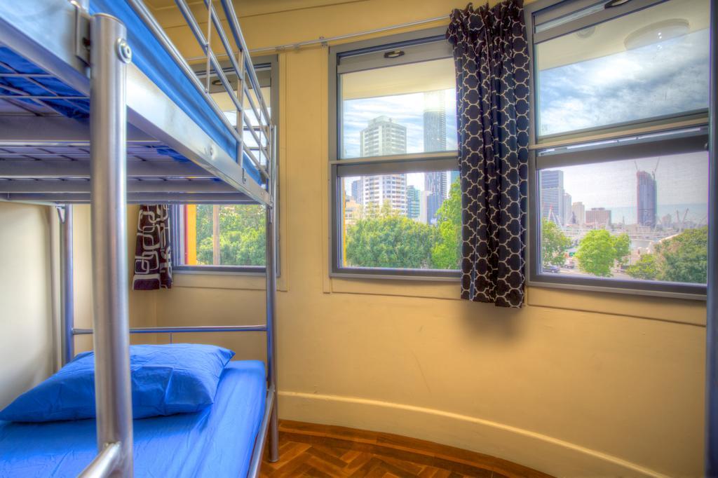 Big Bird Backpackers Hostel Brisbane Buitenkant foto