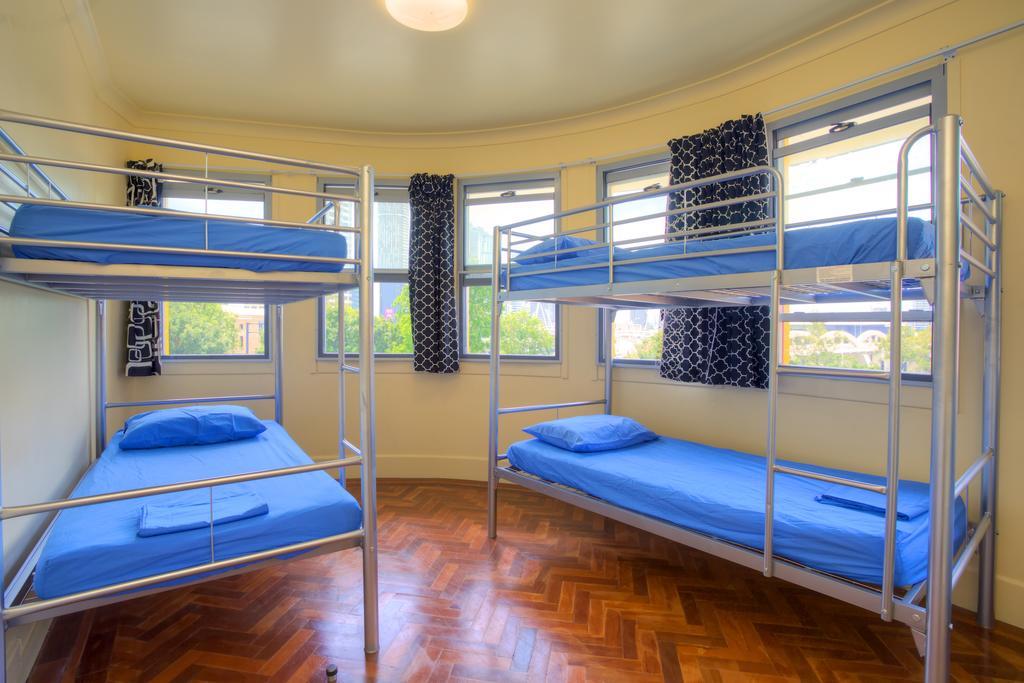 Big Bird Backpackers Hostel Brisbane Buitenkant foto